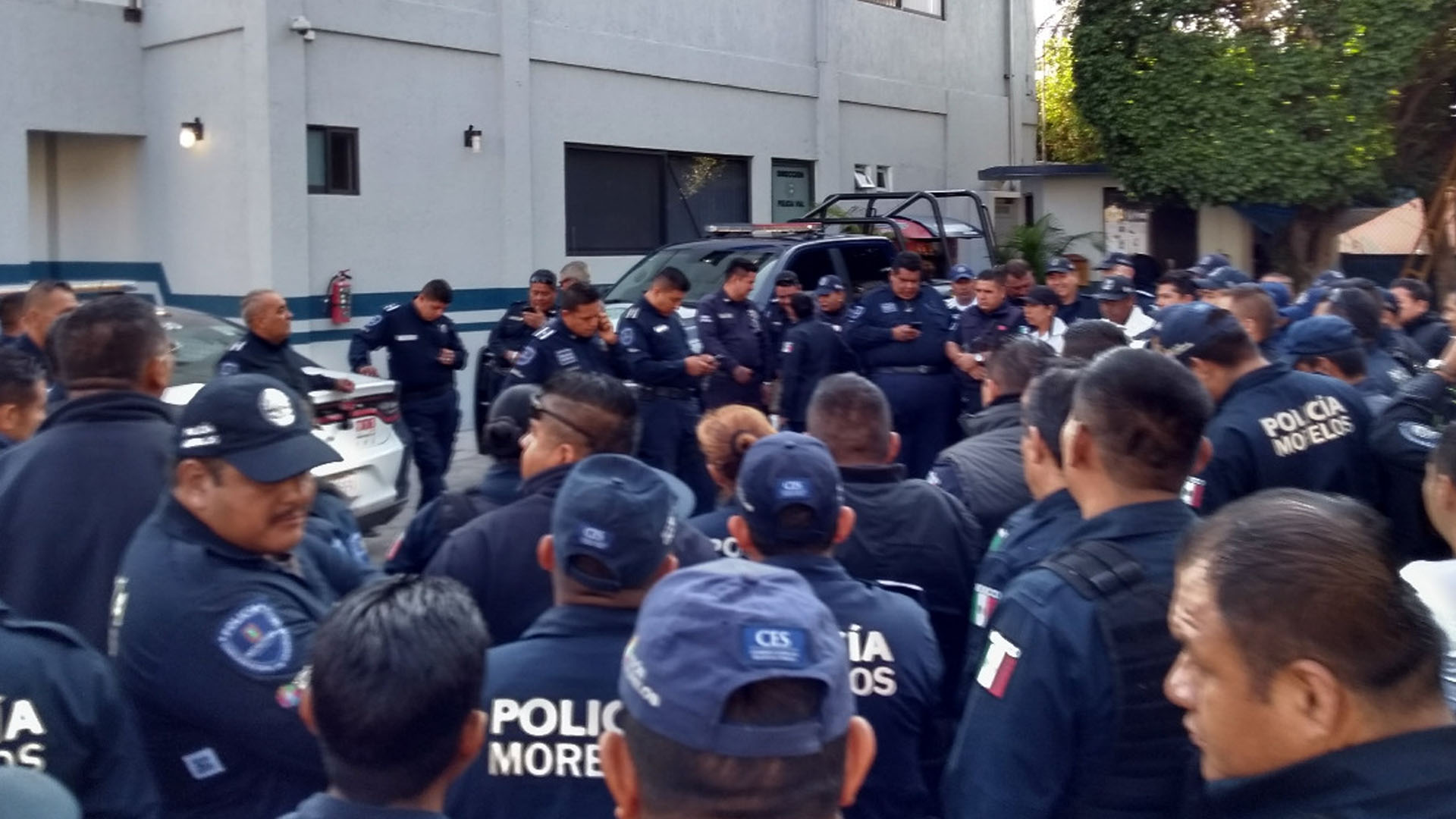 FALTAN ELEMENTOS DE SEGURIDAD  EN CUERNAVACA