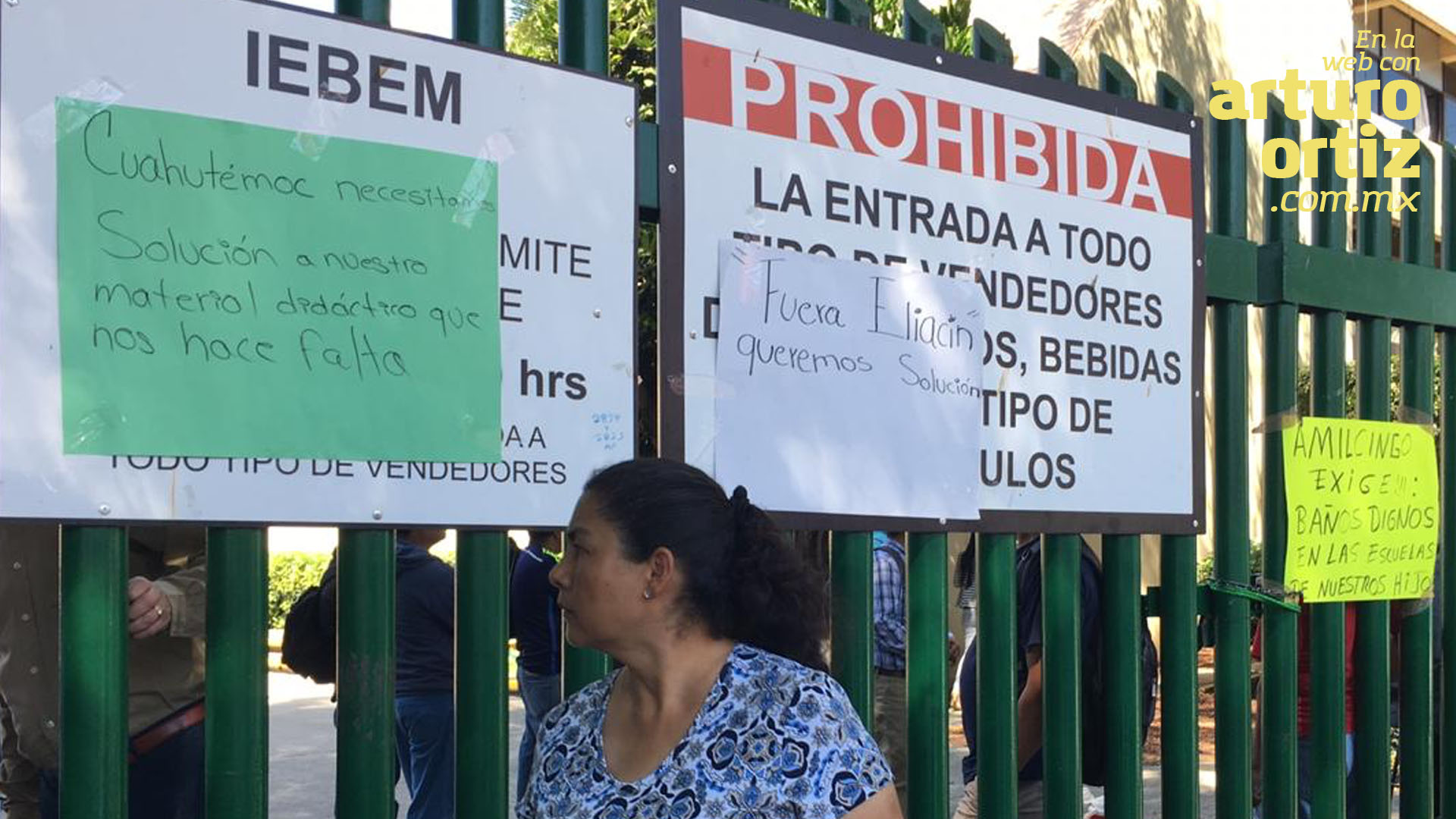 PROTESTAN CIUDADANOS DE TEMOAC EN EL IEBEM