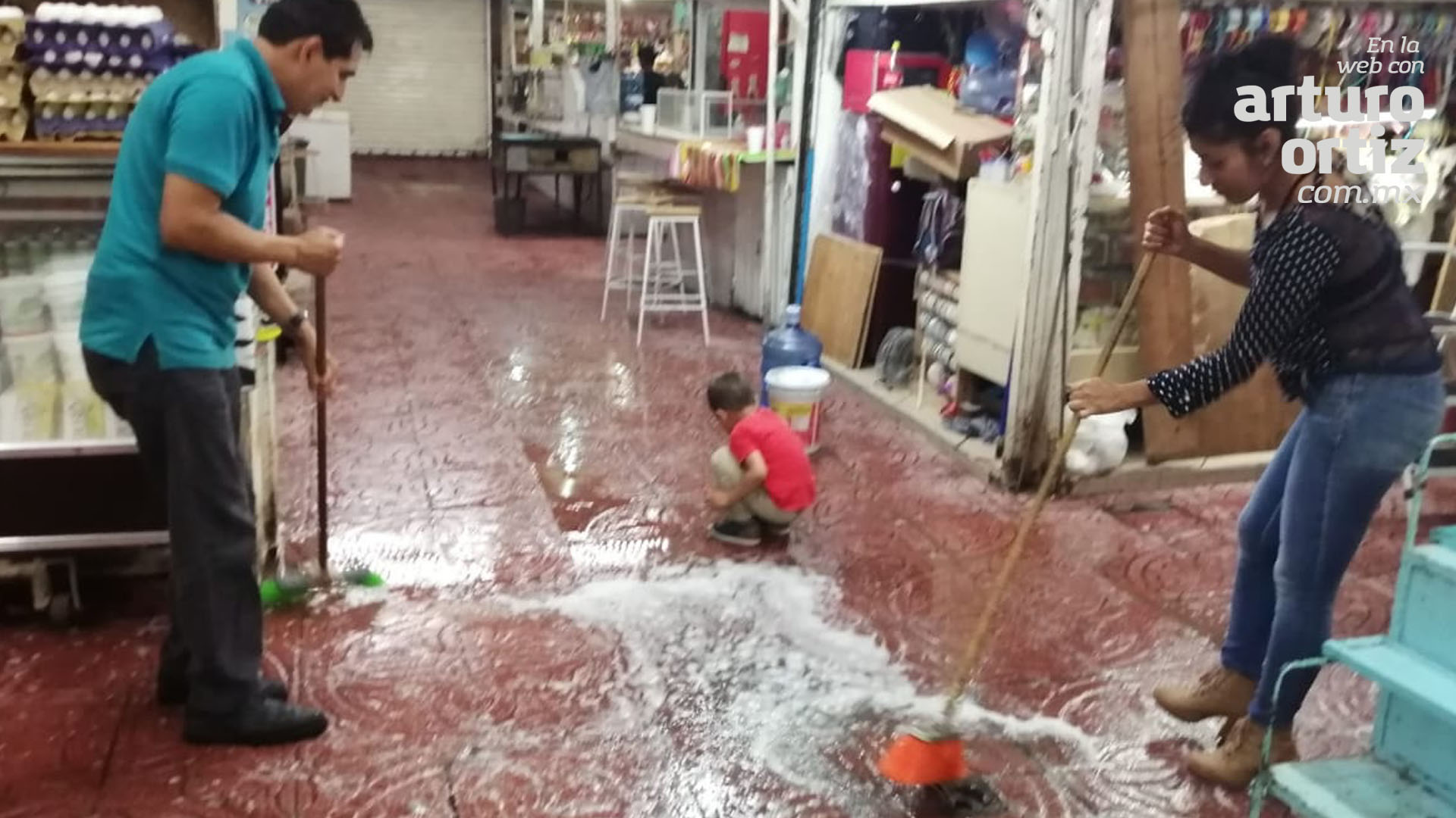 PROHÍBEN ENTRADA DE NIÑOS Y ADULTOS MAYORES A MERCADO DE YAUTEPEC