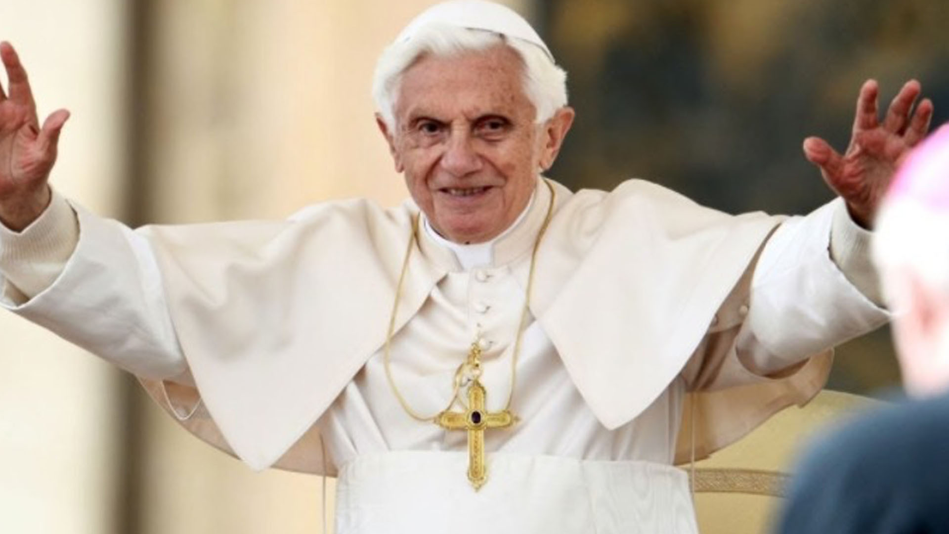 EL PAPA EMÉRITO BENEDICTO XVI GRAVEMENTE ENFERMO