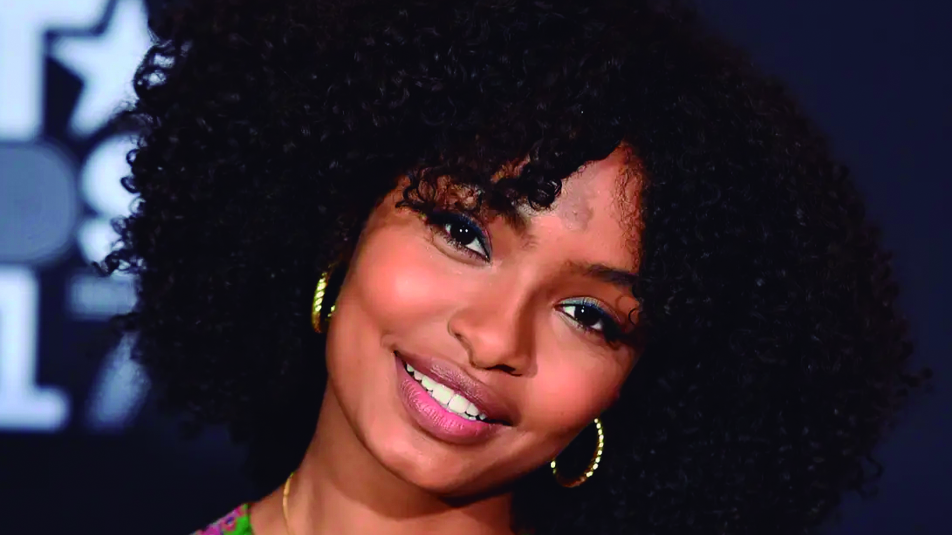 YARA SHAHIDI DARÁ VIDA A “CAMPANITA” EN LIVE ACTION DE “PETER PAN”