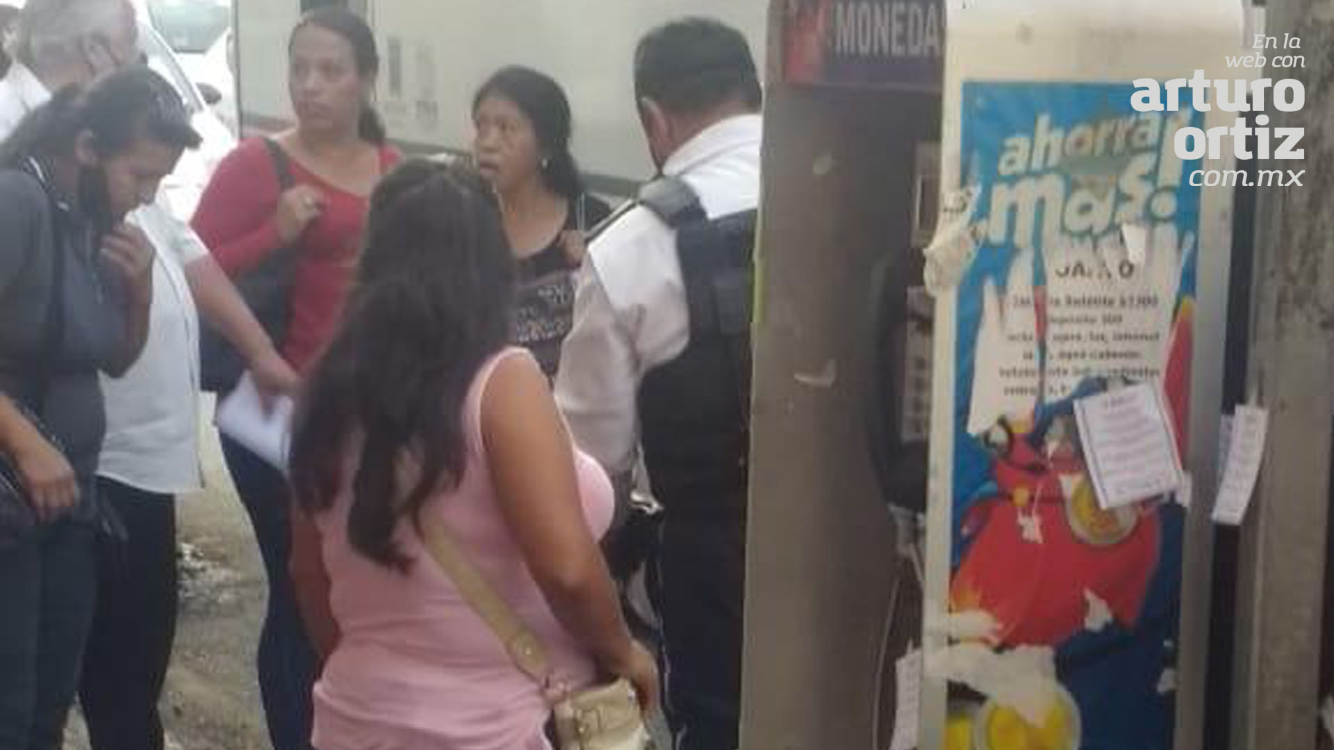 ATROPELLA RUTA A MUJER JUNTO AL IMSS EN CUERNAVACA