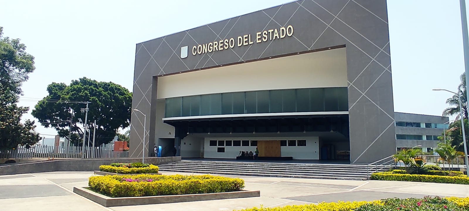 REANUDAN SESIÓN EN EL CONGRESO DEL ESTADO