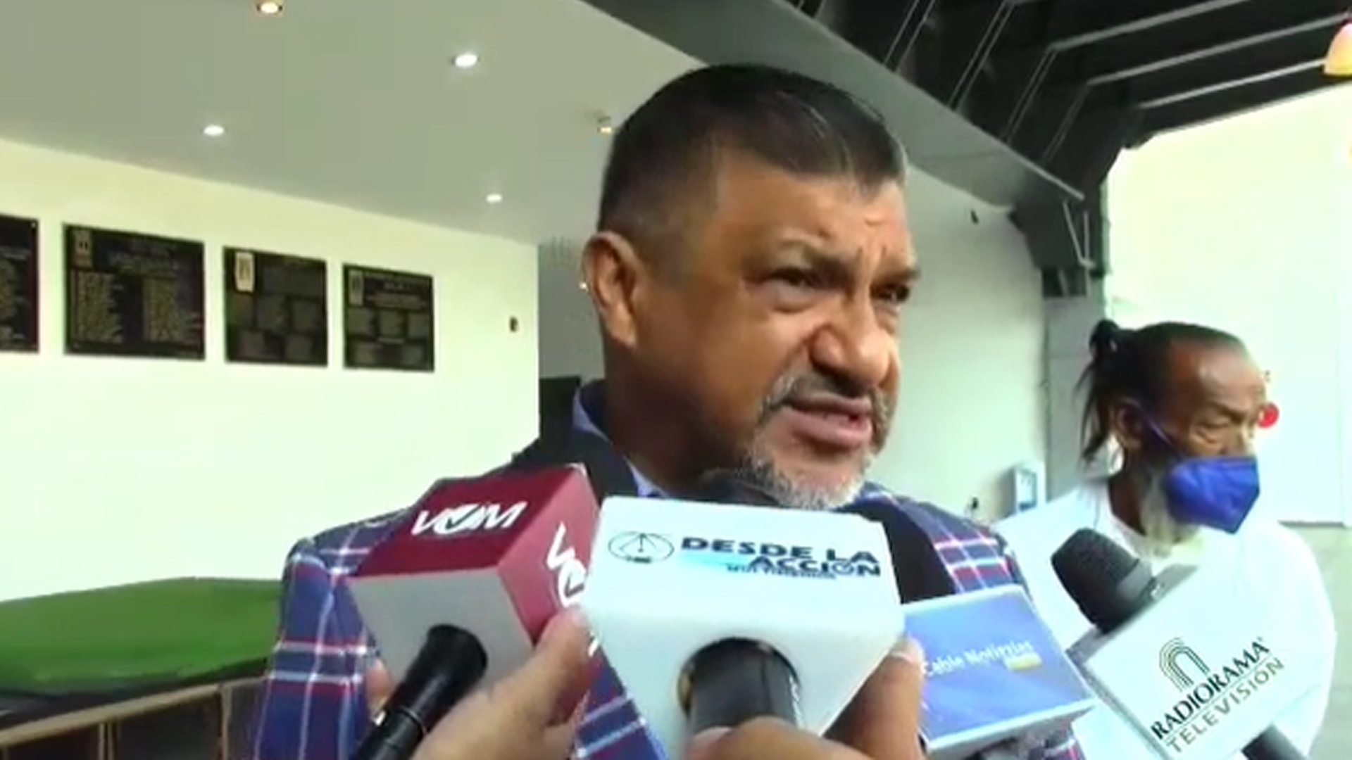 BUSCA CONFEDERACIÓN DE MIGRANTES INTERVENCIÓN DE PAPA EN INDULTOS A MEXICANOS