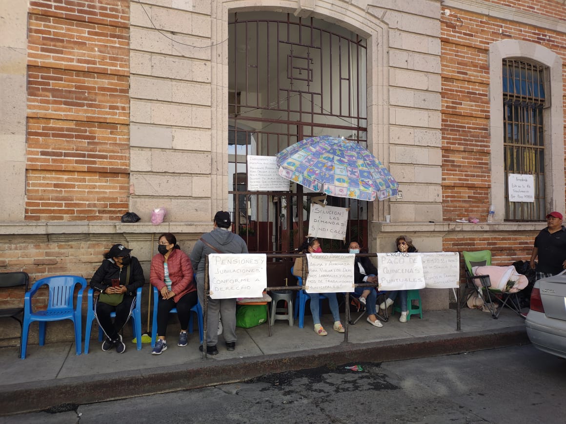 REINSTALAN A 20 TRABAJADORES QUE HABÍAN SIDO DESPEDIDOS DEL AYUNTAMIENTO DE CUAUTLA