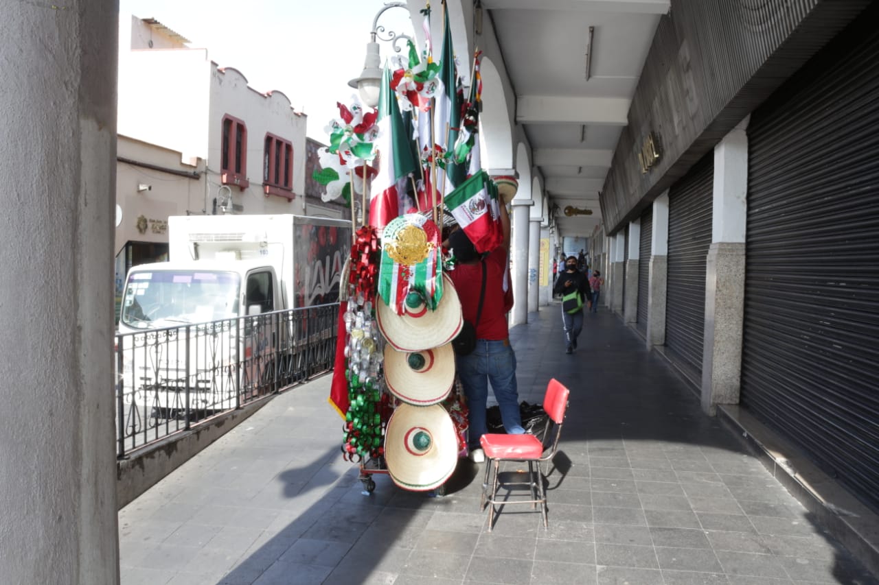 AMPLÍAN ESPACIOS PARA AMBULANTES EN CUERNAVACA