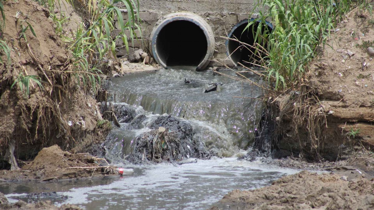 AUMENTAN DESCARGAS DE AGUAS RESIDUALES AL RÍO APATLACO