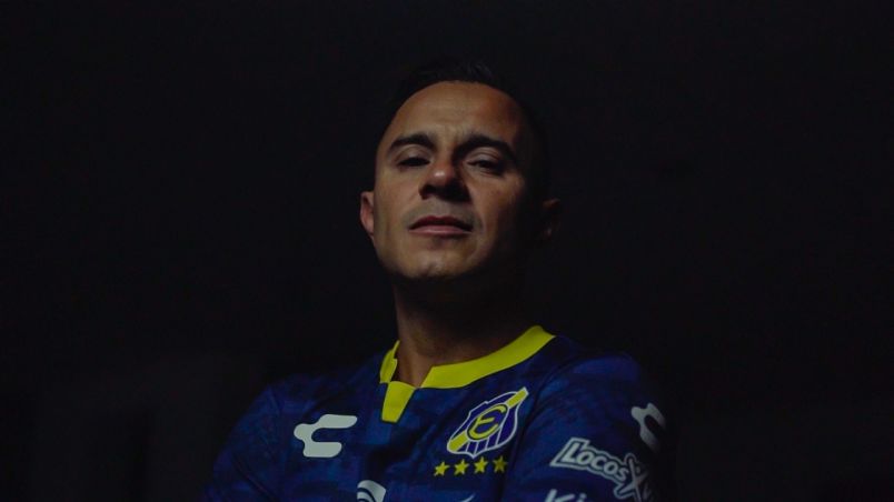 PRESENTAN A LUIS MONTES COMO REFUERZO DEL EVERTON EN CHILE