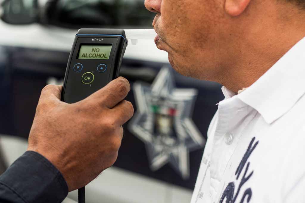 SUSPENDERÁN ALCOHOLÍMETRO EN ZACATEPEC POR FESTEJO MASIVO DE PROFESORES