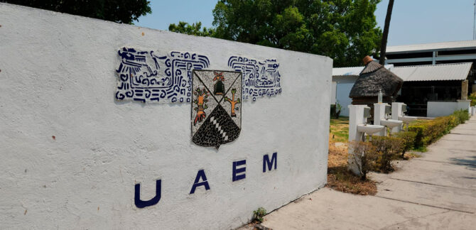 Exigen Localizar con vida a Karol Toledo, alumna UAEM campus Mazatepec