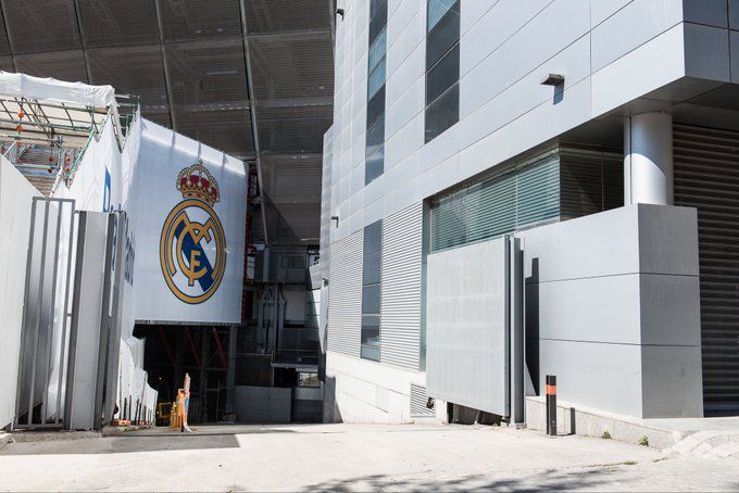 JUGADORES DEL REAL MADRID DETENIDOS POR DIFUNDIR MATERIAL SEXUAL