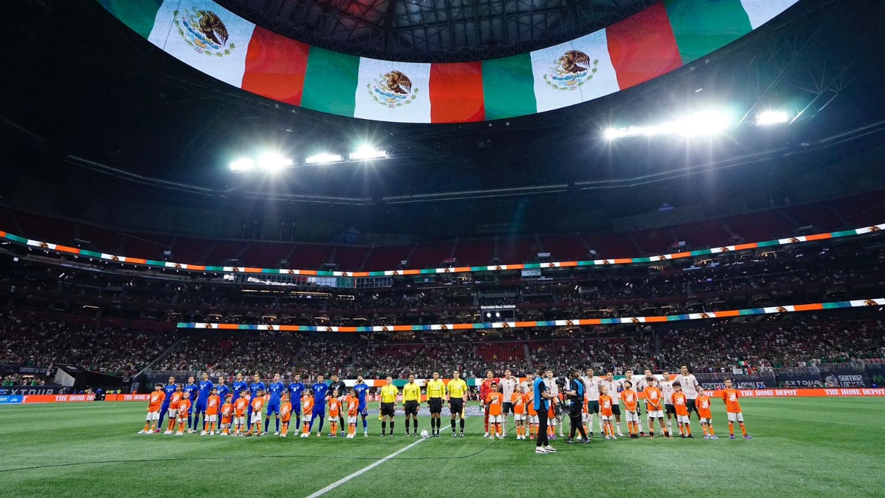 TRISTE ACTUACIÓN DE LA SELECCIÓN MEXICANA ANTE UZBEKISTÁN