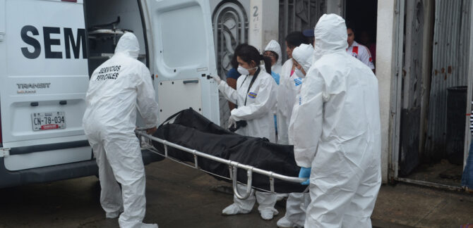 Hallan tres cuerpos en descomposición en Tetecala Morelos