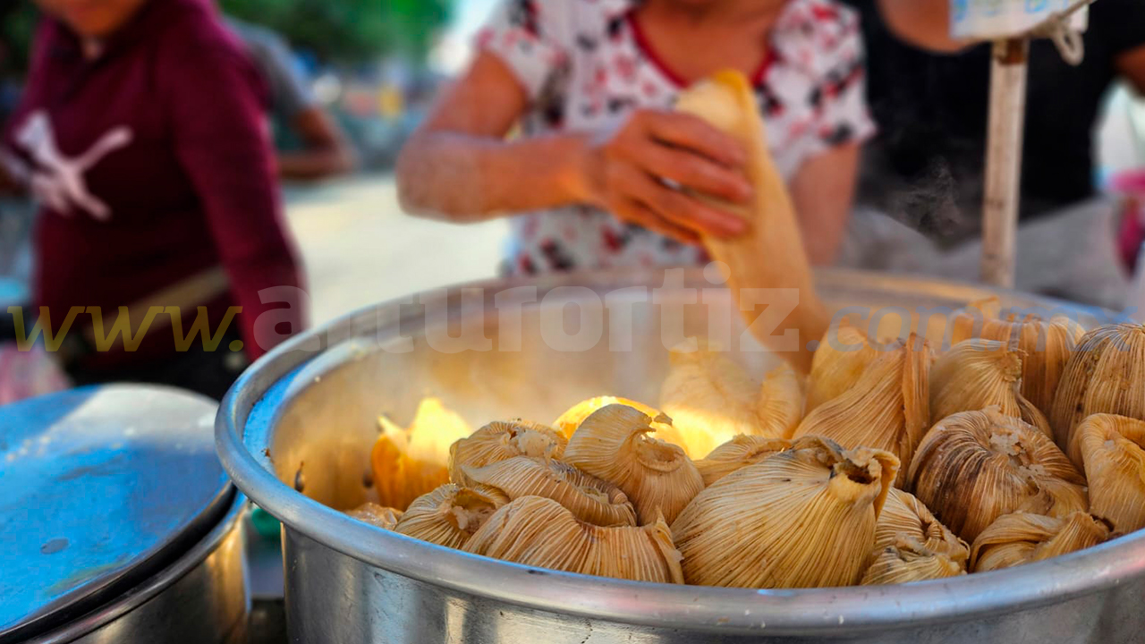 “FUERA DIETA” LA VENTA DE TAMALES SE DISPARÓ EN LOS MERCADOS DEL SUR DE MORELOS