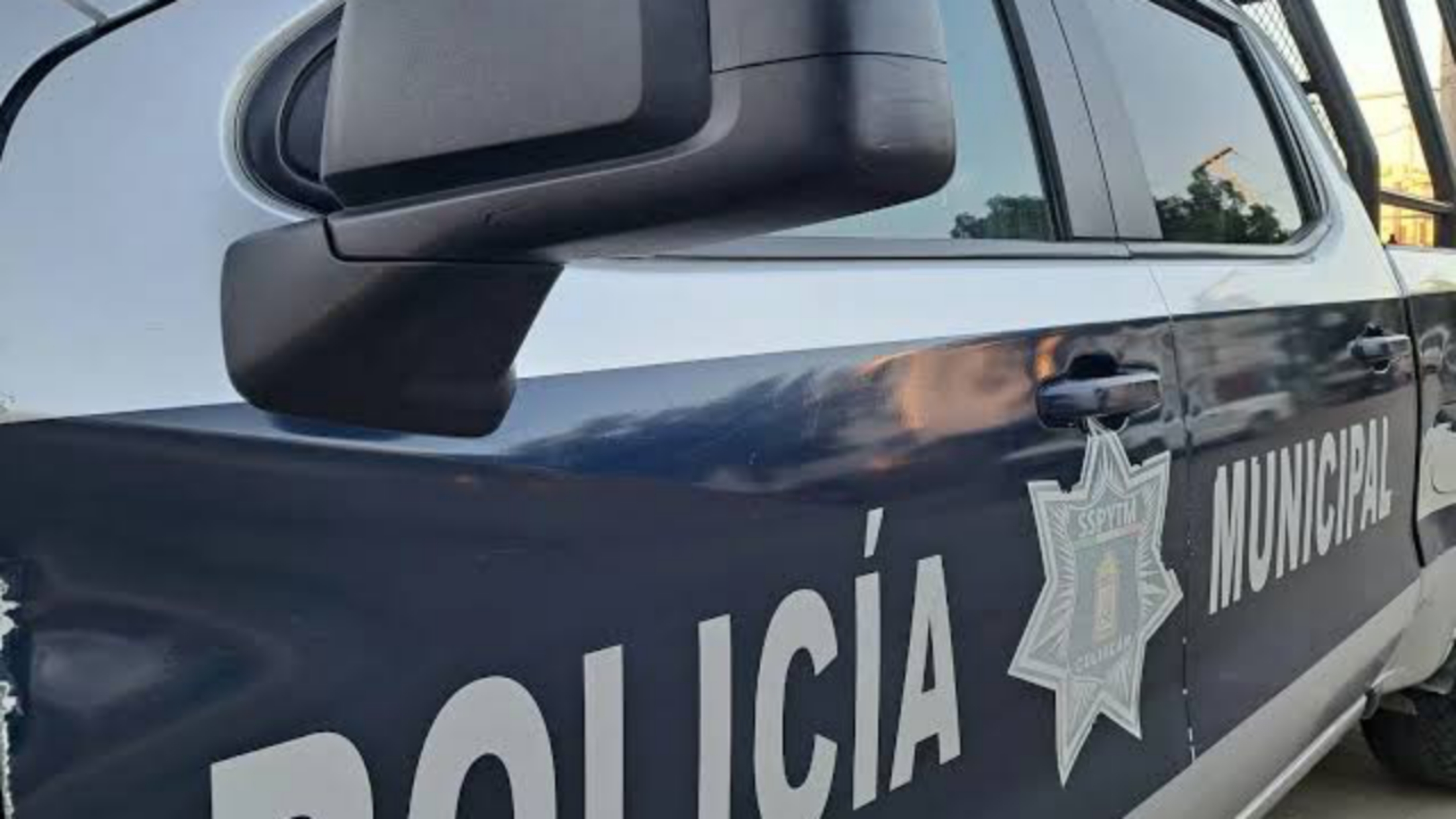 ATACAN A BALAZOS A POLICÍAS EN TLAQUILTENANGO