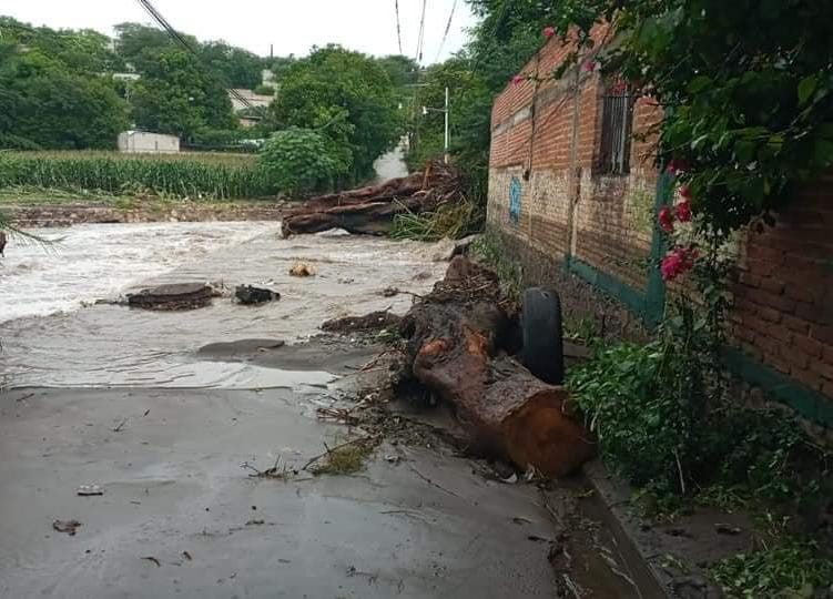 250 CASAS EN ZONA DE RIESGO DE INUNDACIÓN EN AYALA