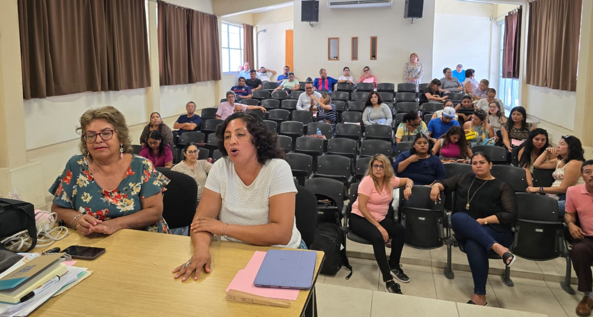 MANTIENEN TRABAJADORES DE LA NORMAL DE CUAUTLA PARO LABORAL