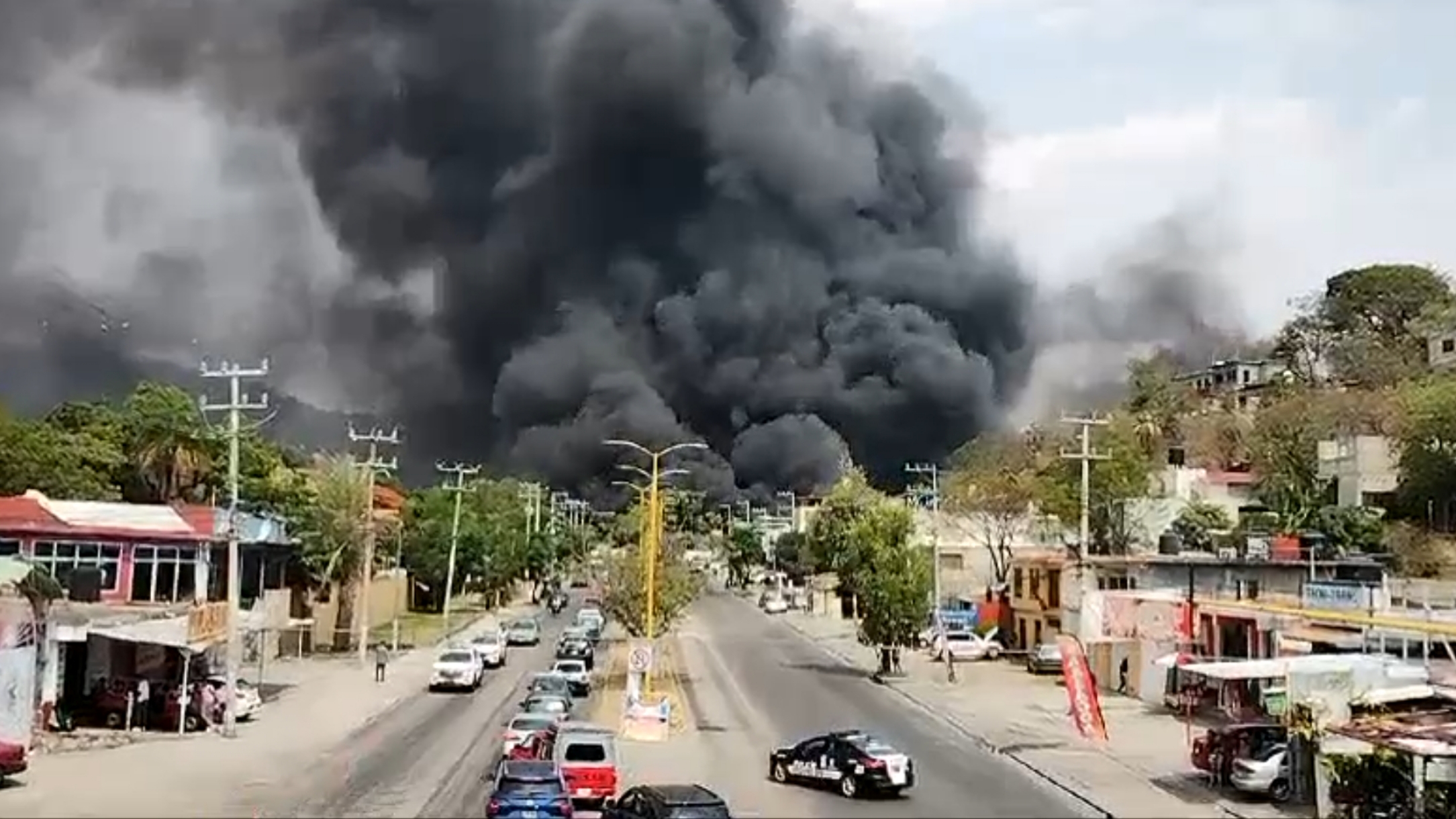 SE INCENDIA BODEGA DE DESPERDICIOS INDUSTRIALES EN JIUTEPEC