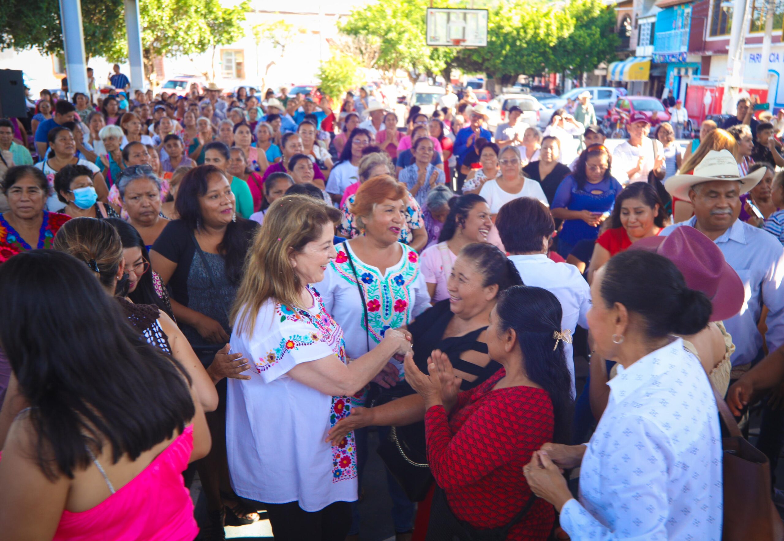 SERÁ PRIORITARIO EL BIENESTAR DE LAS MUJERES MORELENSES: MARGARITA GONZÁLEZ