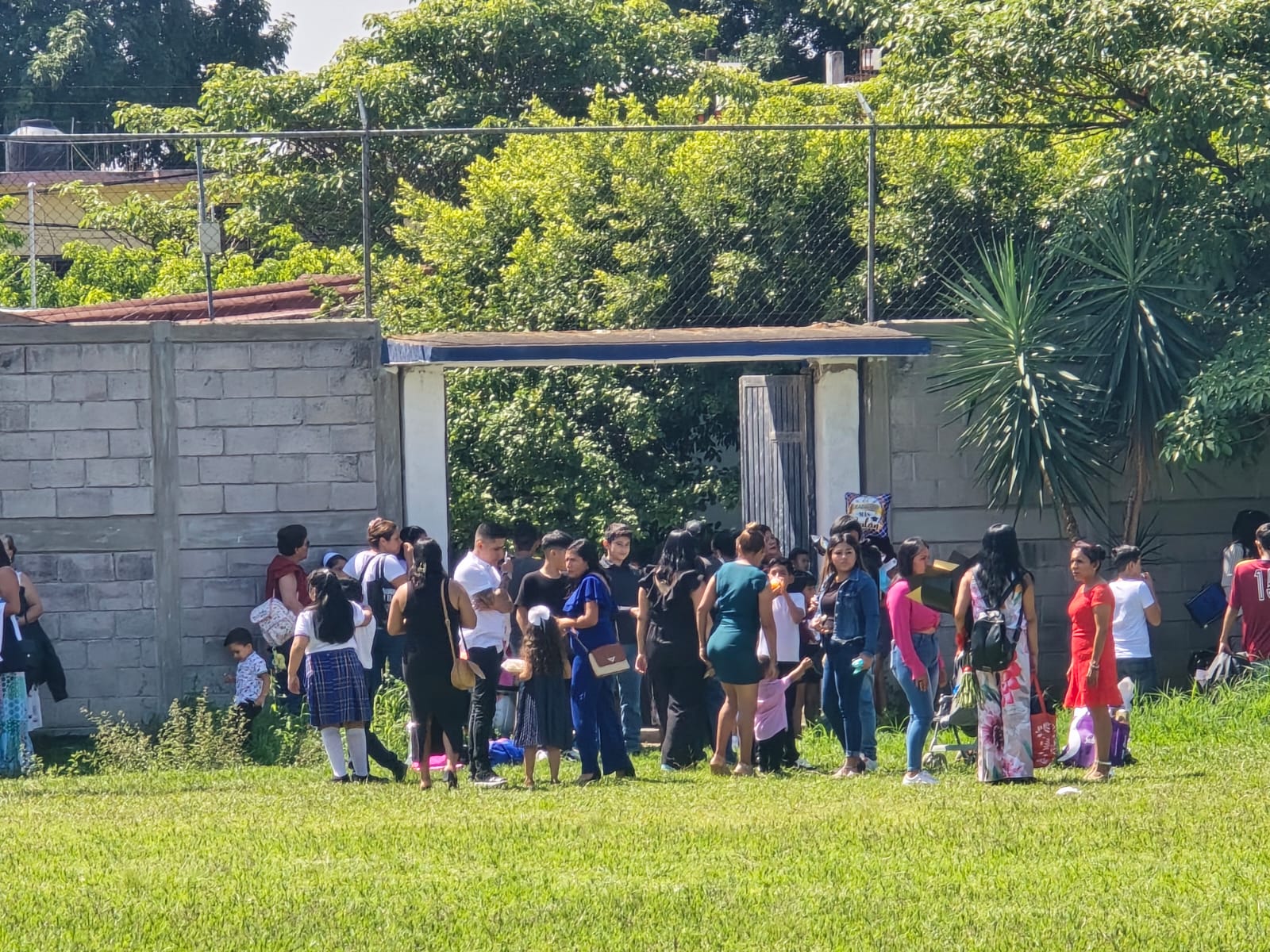 AMENAZA DE BOMBA EN PLENA CLAUSURA DE PRIMARIA EN CUAUTLA