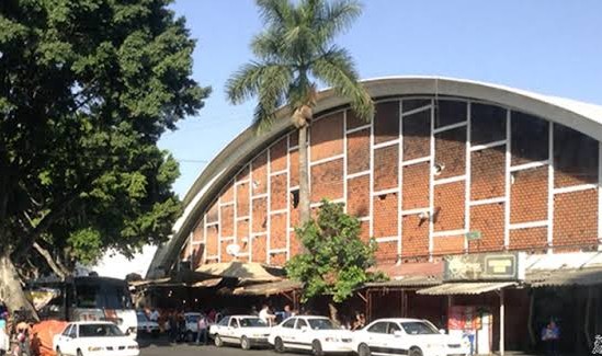 A MEDIA LUZ, OPERA EL MERCADO ADOLFO LÓPEZ MATROS DE CUERNAVACA