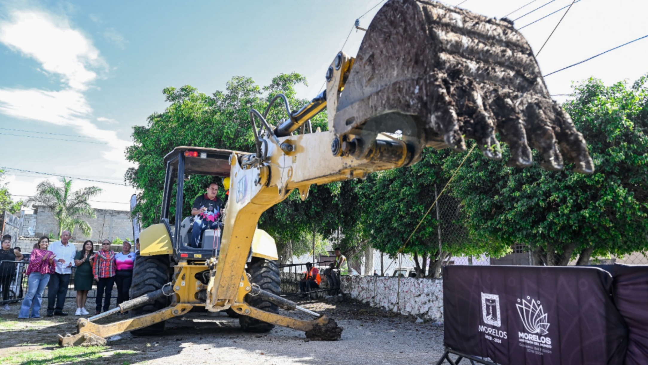 CONTINÚA CUAUHTÉMOC BLANCO TRANSFORMANDO ESPACIOS DEPORTIVOS EN MORELOS