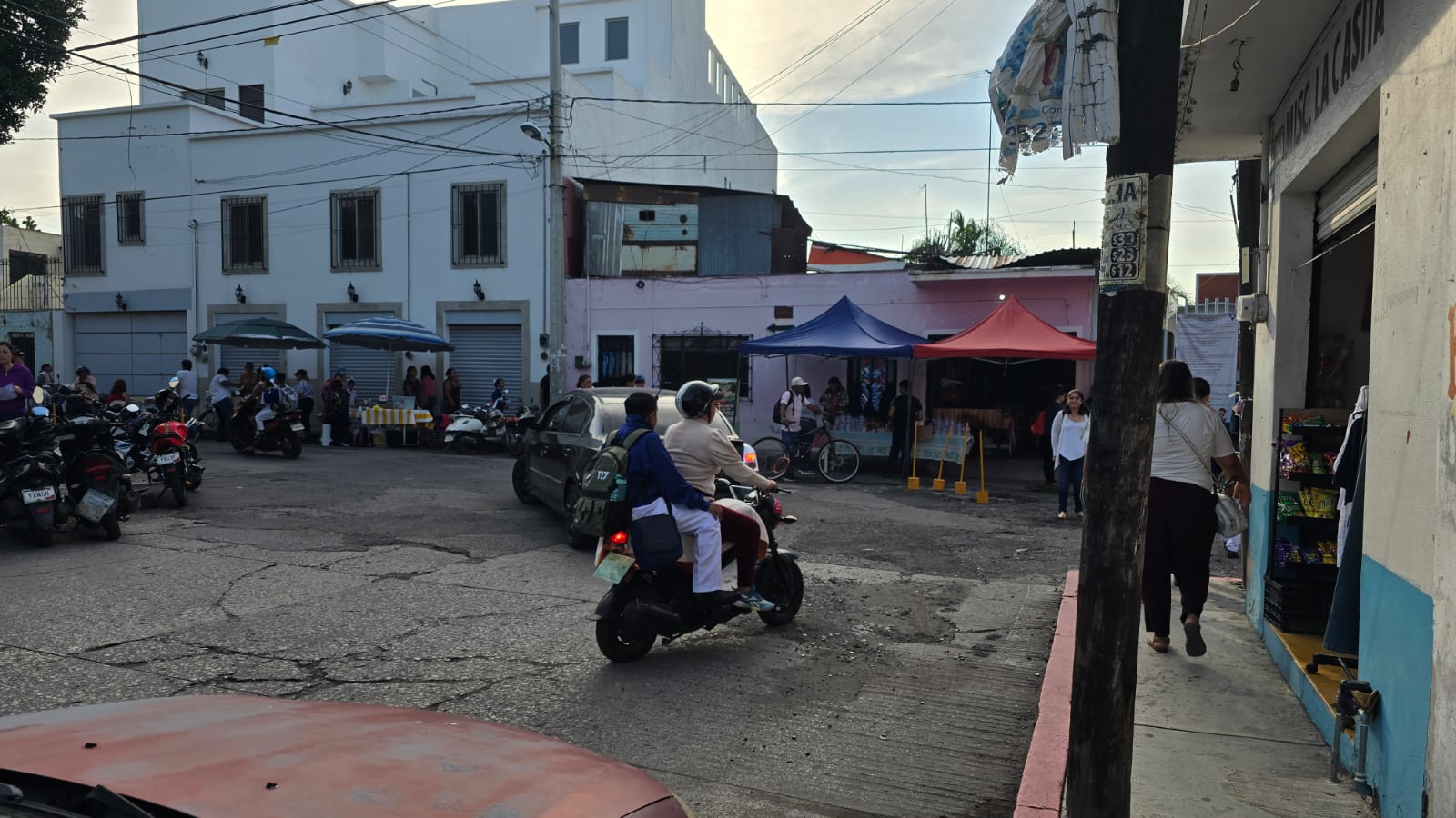 ADVIERTE CRUZ ROJA SOBRE RIESGO DE USAR MOTO PARA LLEVAR A NIÑOS A LA ESCUELA