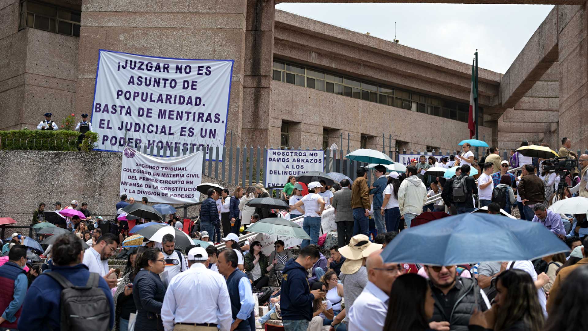 MESA DE DIÁLOGO PARA REVERTIR REFORMA, EXIGEN JUECES Y MAGISTRADOS