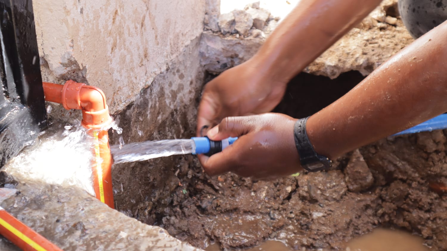 AHUATEPEC, OCOTEPEC, ALTAVISTA Y “LA ISLA”, LAS ZONAS DONDE SE ROBAN MÁS EL AGUA