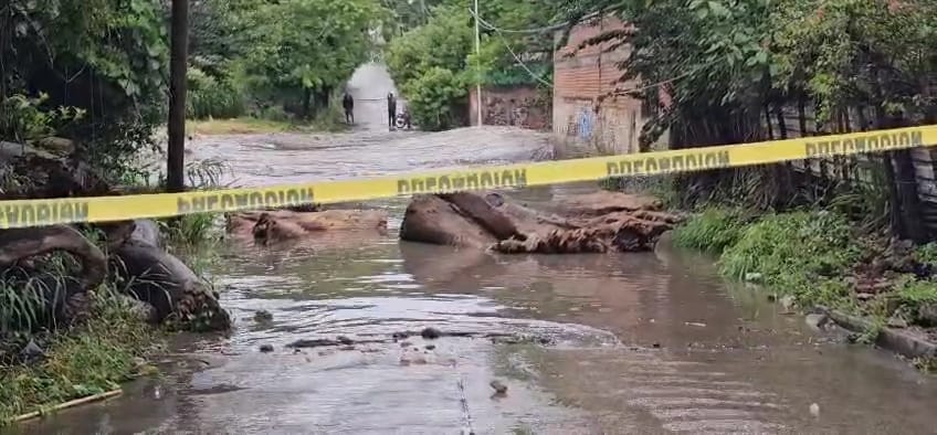 BUSCAN CONSTRUIR UN NUEVO PUENTE EN ANENECUILCO