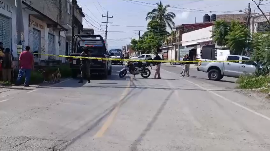 ASESINAN A DOS HOMBRES DENTRO DE UN ALMACÉN EN XOCHITEPEC