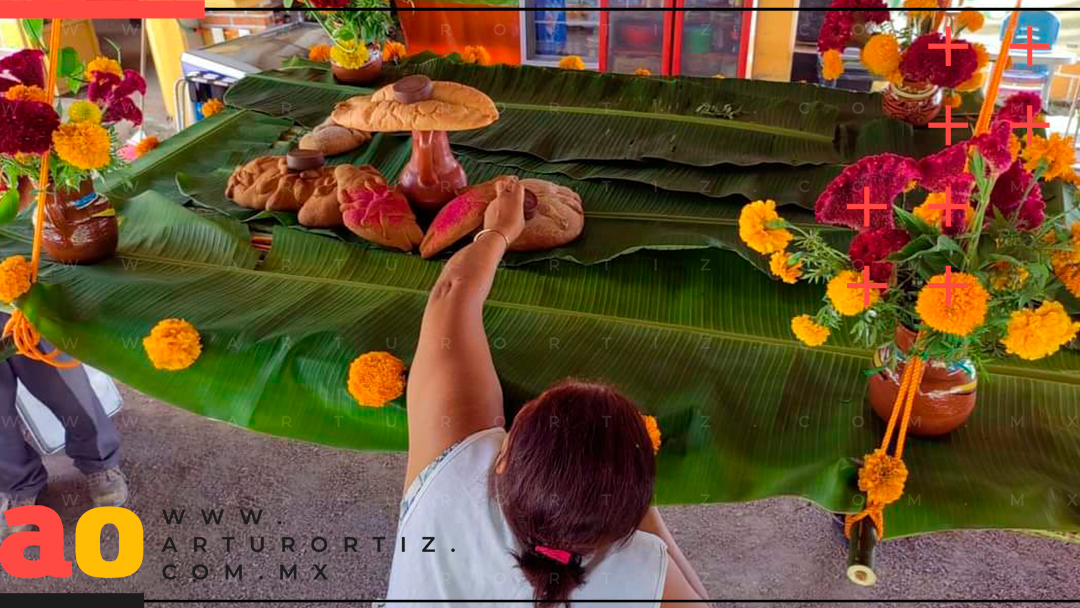 COATETELCO CELEBRA DÍA DE MUERTOS CON SUS EMBLEMÁTICAS OFRENDAS COLGANTES