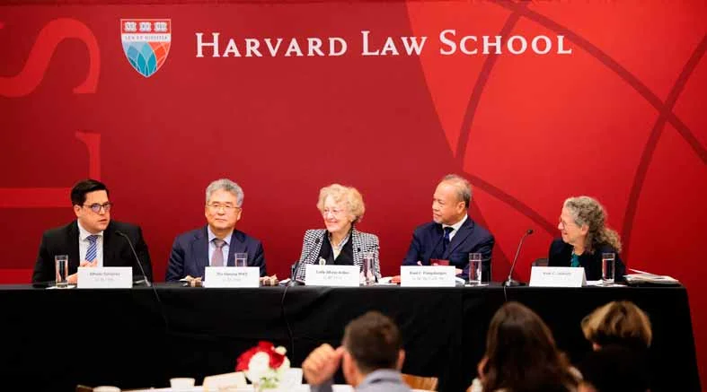 El ministro Alfredo Gutiérrez Ortiz Mena habló el Poder Judicial durante un panel en la Escuela de Leyes de Harvard