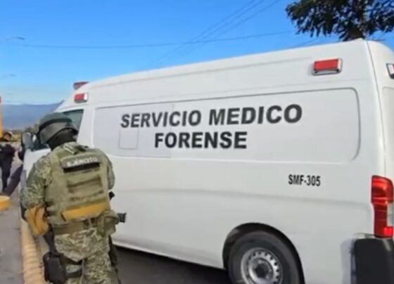 Una mujer Policía fue atacada a balazos en la carretera federal Cuautla-Cuernavaca.