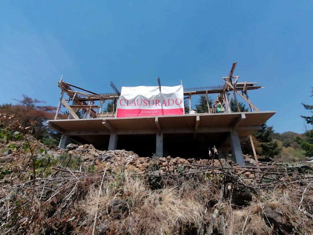 Construcción sin permisos en el Parque Nacional El Tepozteco