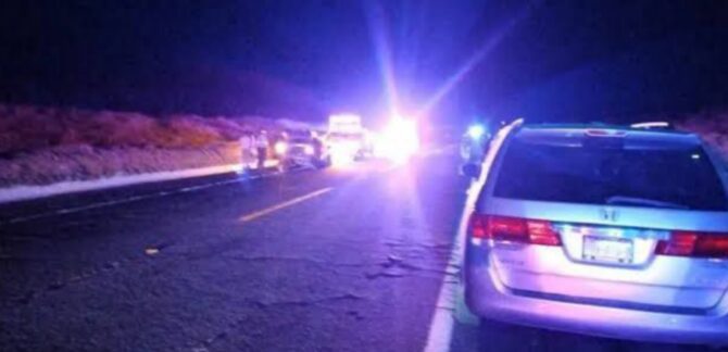 Dos cuerpos sin vida en la autopista Siglo XXI.