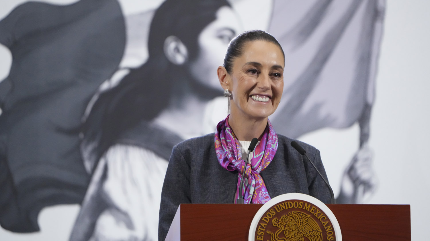 Sheinbaum Chicharito