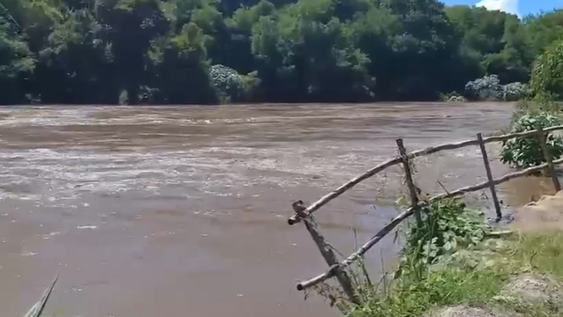 BALNEARIOS DE LA REGIÓN SUR AFECTADOS POR INTENSAS LLUVIAS