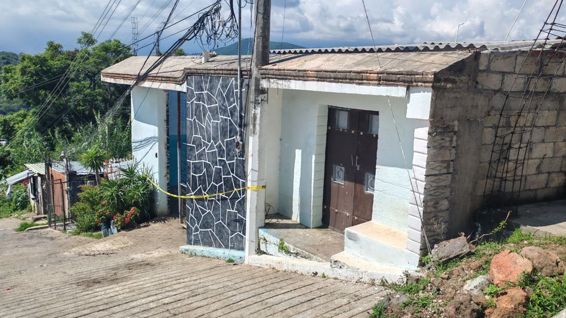 LE QUITAN LA VIDA A UNA MUJER DE LA TERCERA EDAD EN LA COLONIA TETILLAS DE YAUTEPEC