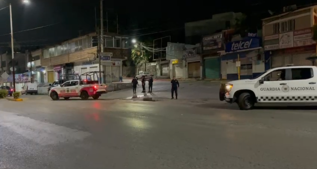 HIEREN A BALAZOS A UN HOMBRE AL INTERIOR DE SU VEHÍCULO EN EL CENTRO DE TEMIXCO