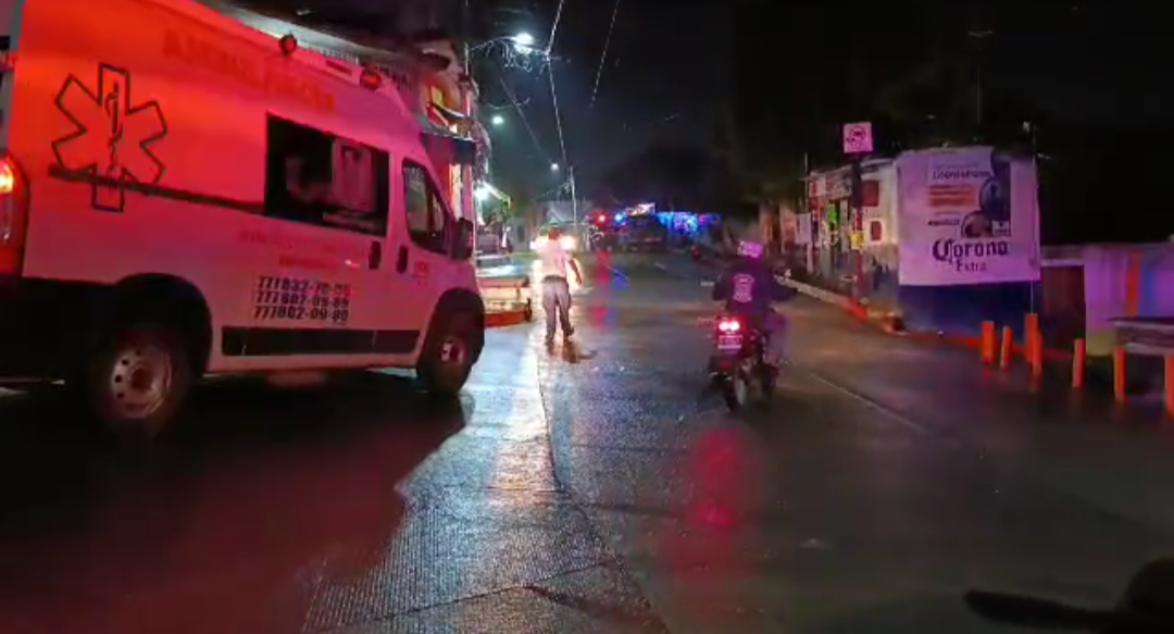 ASESINAN A TIROS A UN HOMBRE EN PLENO CENTRO DEL MUNICIPIO DE EMILIANO ZAPATA
