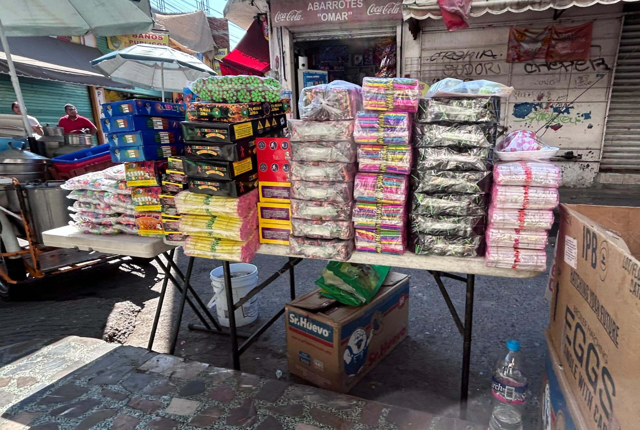 PC CUAUTLA ENTREGA NOTIFICACIONES PARA EVITAR VENTA DE PIROTECNIA PC