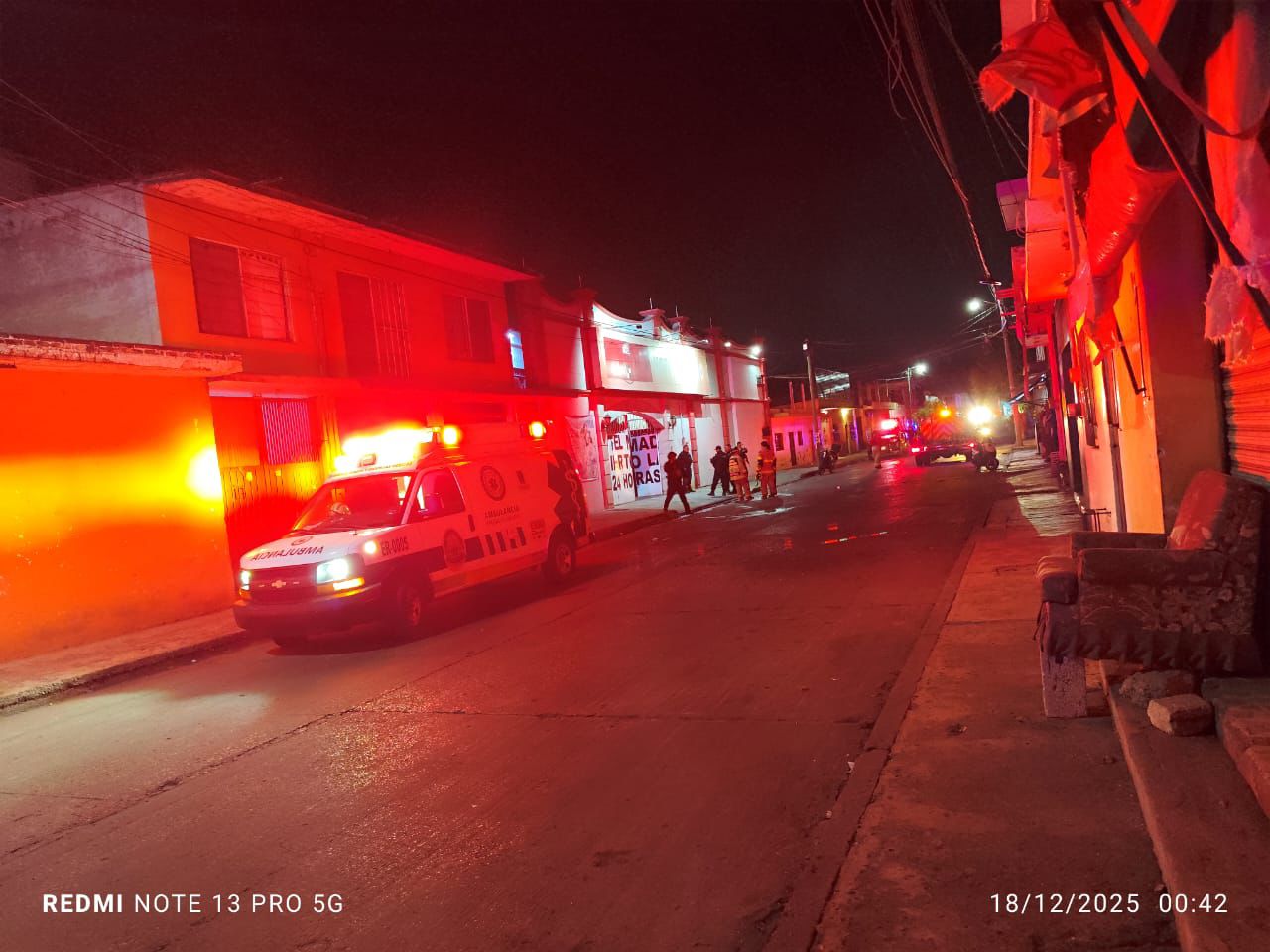 LANZAN BOMBAS MOLOTOV CONTRA UN HOTEL EN CUAUTLA