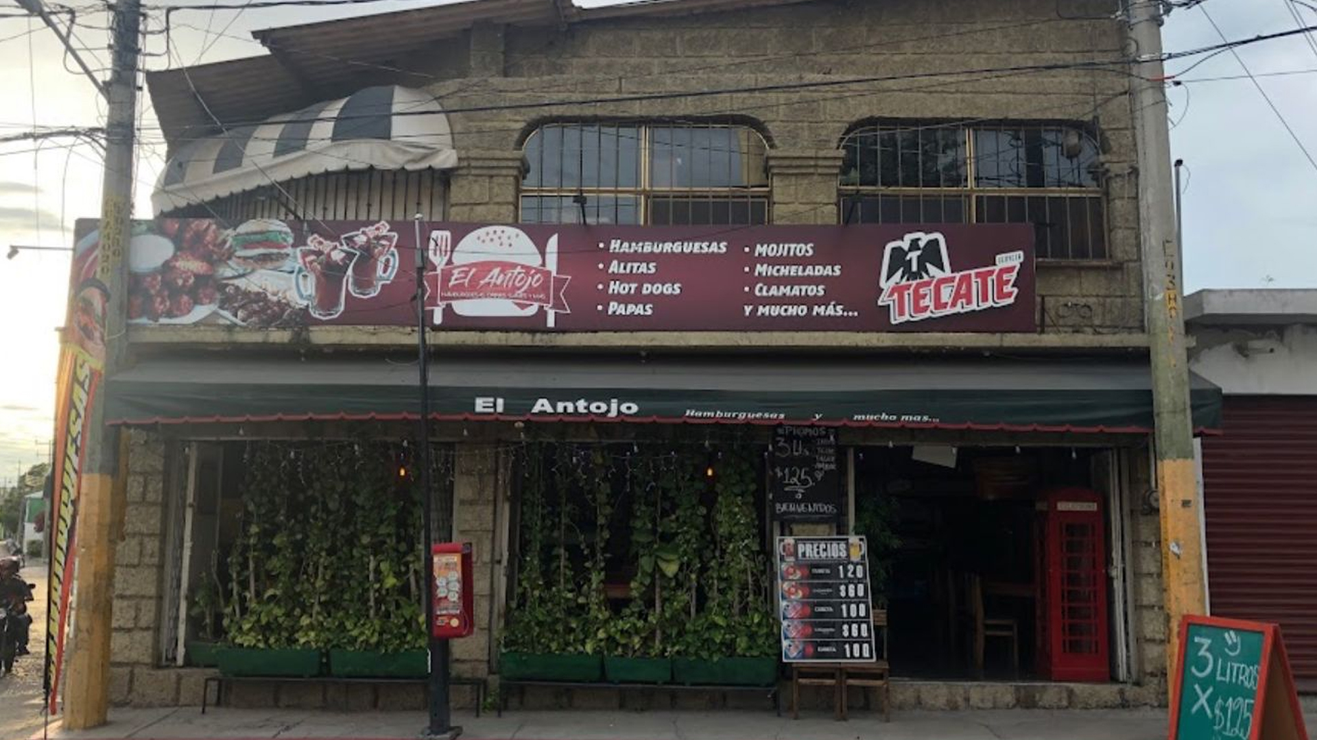 INCENDIAN UN ESTABLECIMIENTO CON BOMBAS MOLOTOV EN EL CENTRO DE CUAUTLA