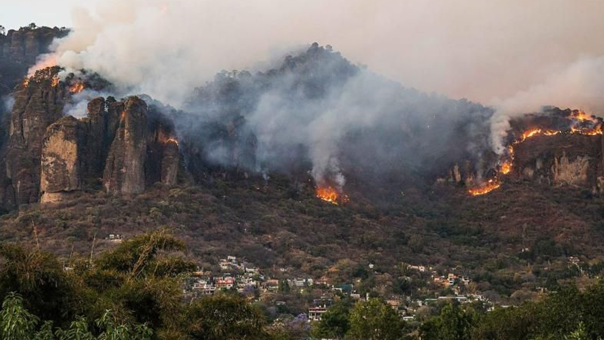 TEPOZTLÁN RESTRINGE ACCESO A CERROS Y BOSQUES POR 180 DÍAS PARA PREVENIR INCENDIOS