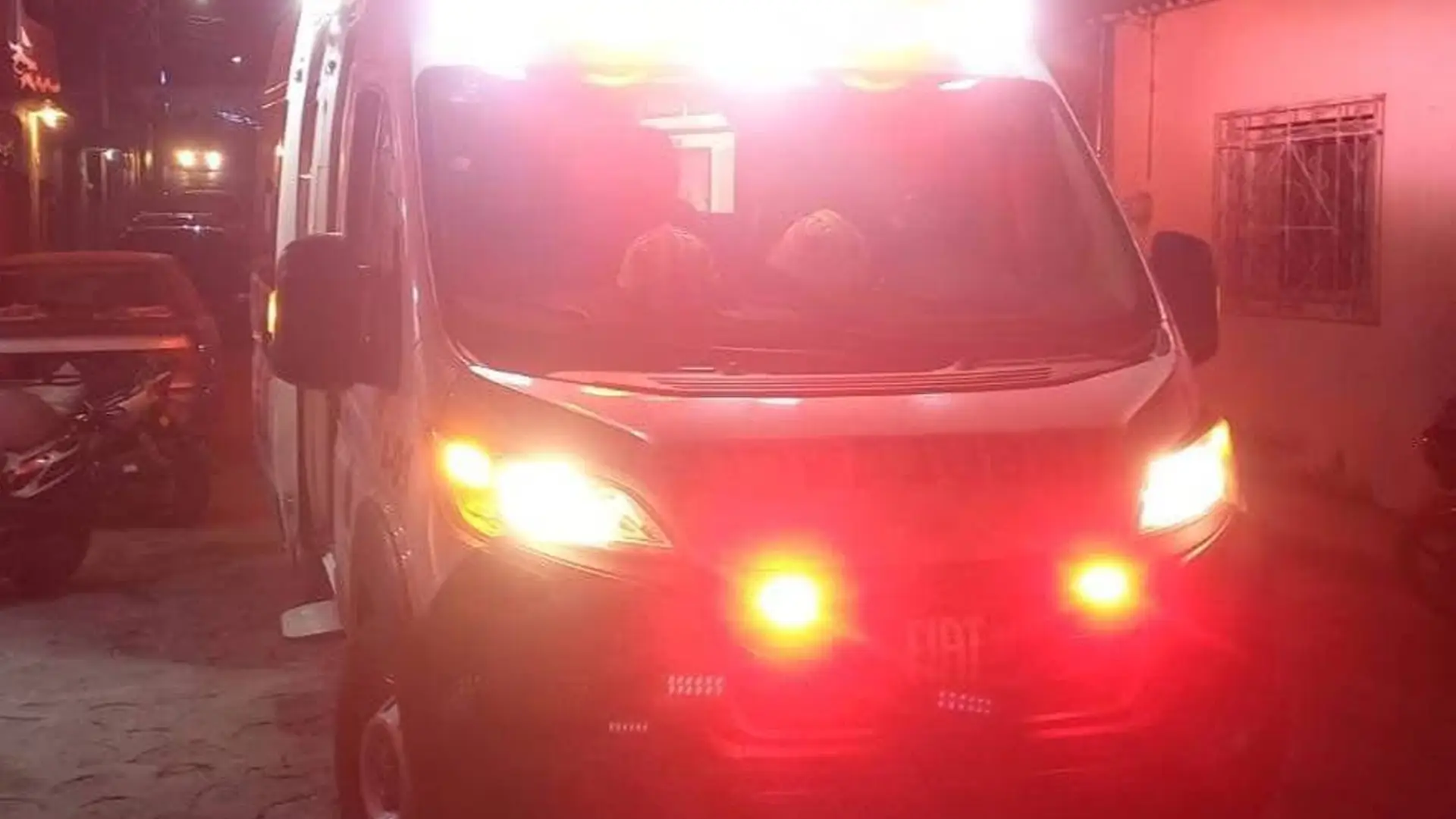 HALLAN CUERPO CON HUELLAS DE VIOLENCIA EN LA CAJUELA DE UN AUTO ABANDONADO EN AYALA