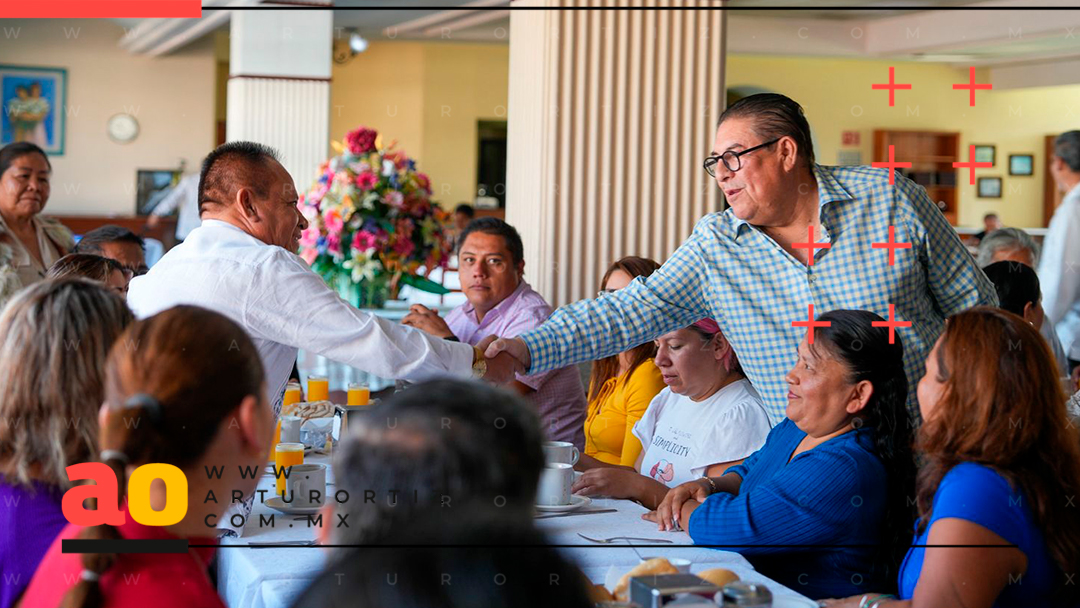 VÍCTOR MERCADO PLATICÓ CON MAESTROS DE CUAUTLA SOBRE LA NUEVA ESCUELA MEXICANA